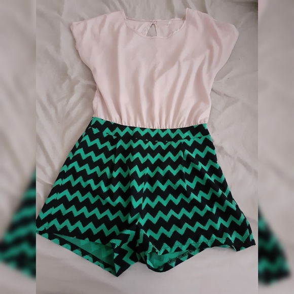 Multicolored open back rumper - Picture 1 of 2